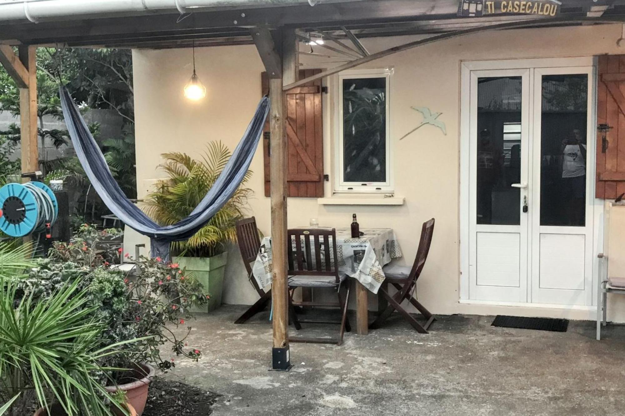 Maison Charmante A Bras-Panon Avec Piscine Et Jardin Exterior photo
