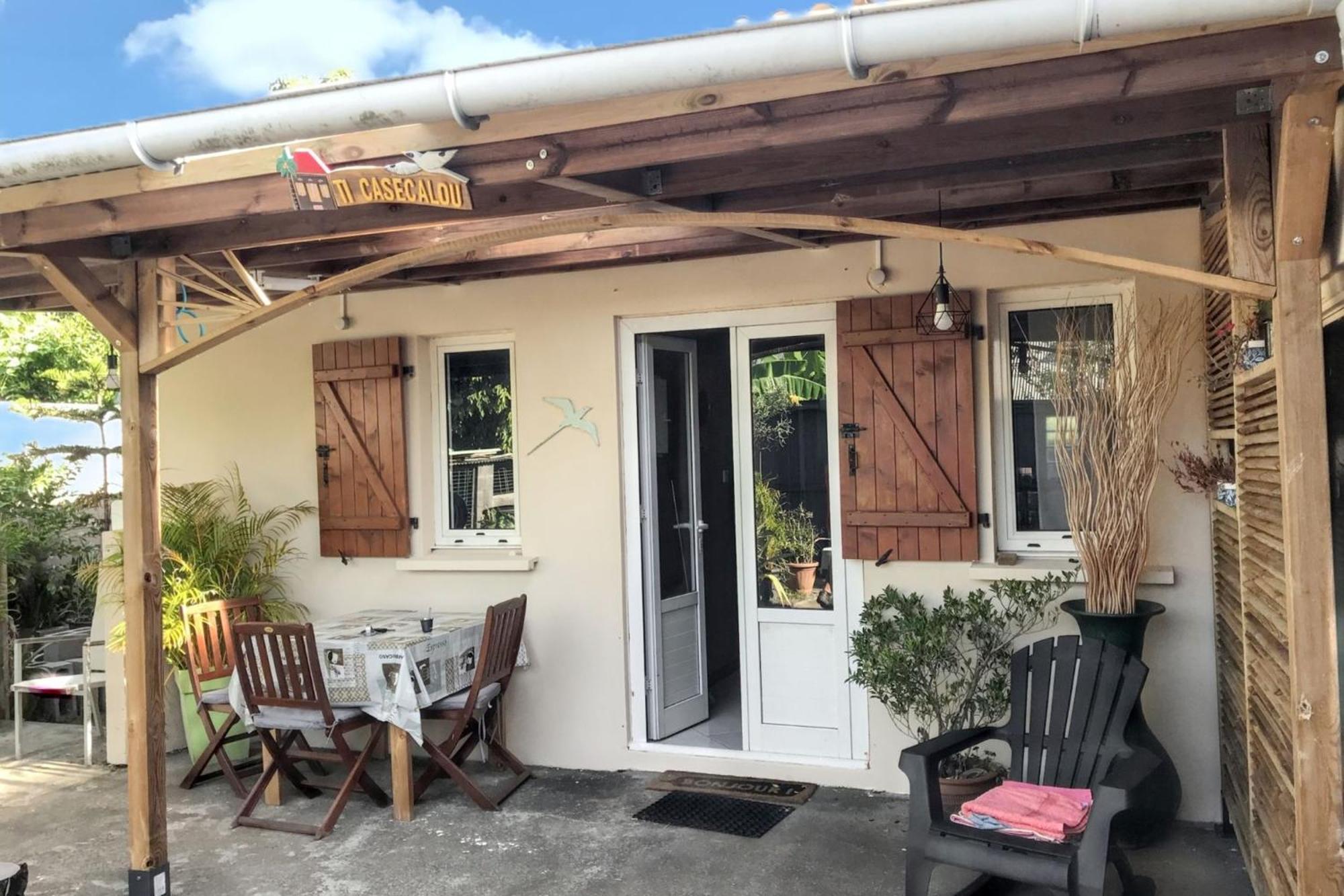Maison Charmante A Bras-Panon Avec Piscine Et Jardin Exterior photo